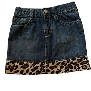 Gymboree Little Girls Jean Skort Skirt With Leopard Heart Detail and Trim Size 6